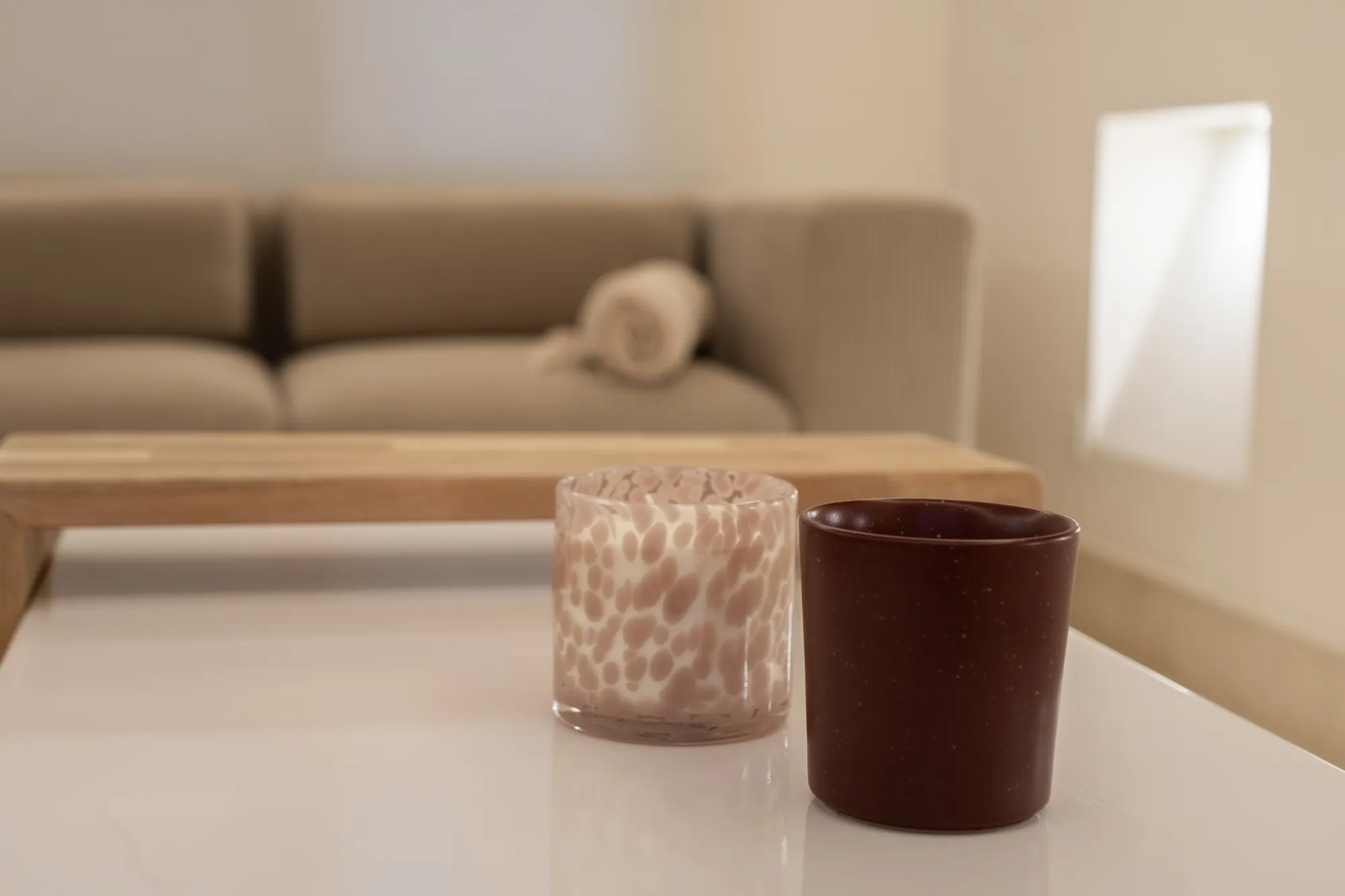 Salón y cocina abierta de Villa Blue Bay