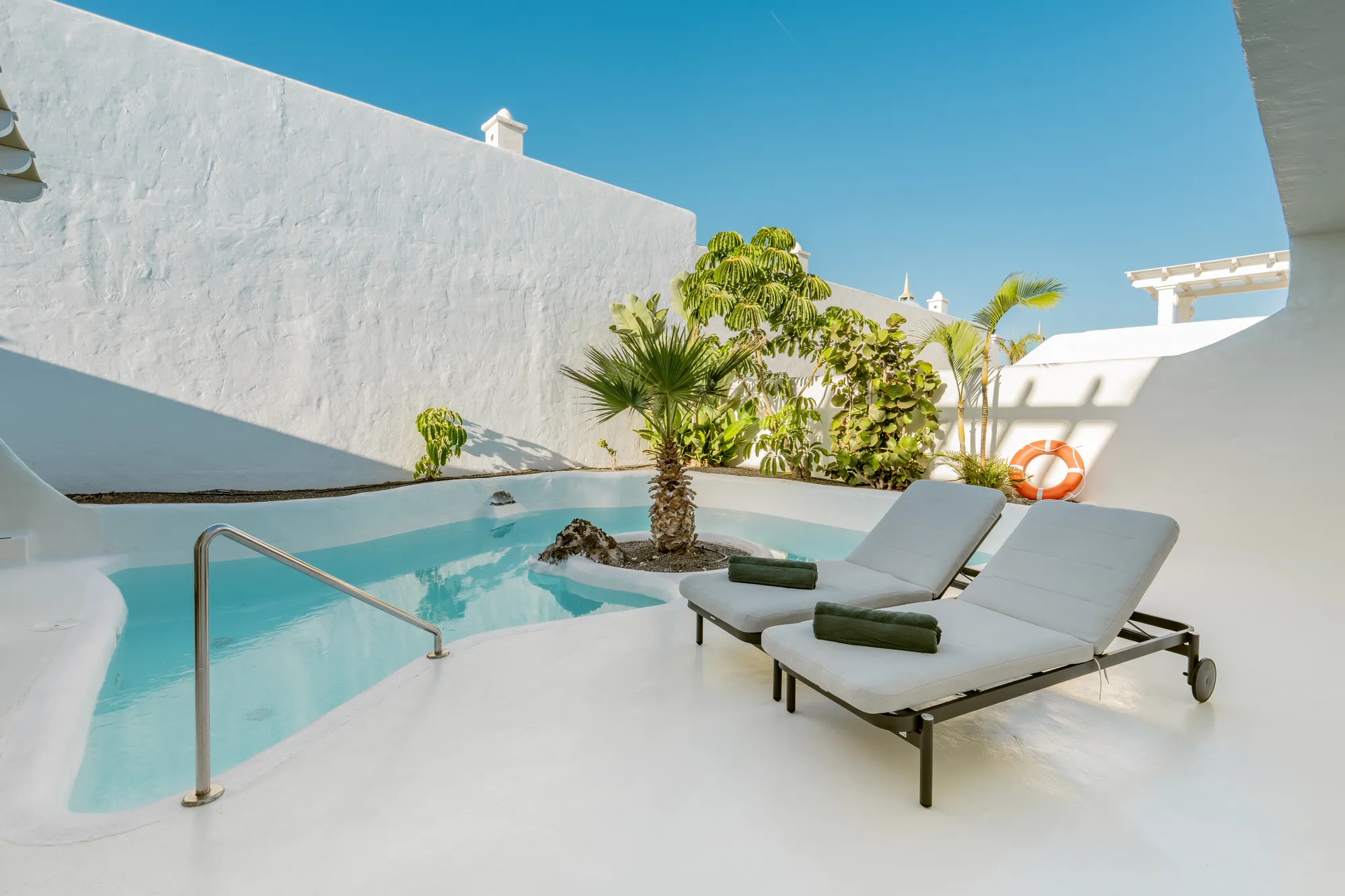 Piscina privada climatizada de Villa Blue Bay en Corralejo, Fuerteventura
